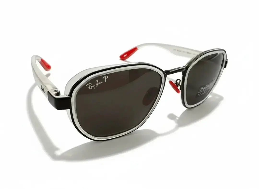 Ray-Ban Ferrari Kare Şeffaf (özel seri)